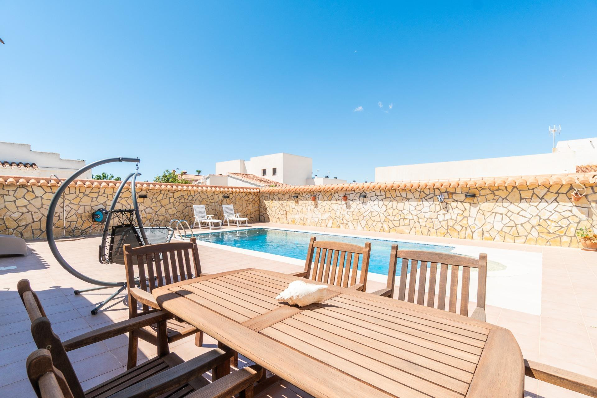 Villa independiente con piscina privada en Torreta Florida e - foto 3