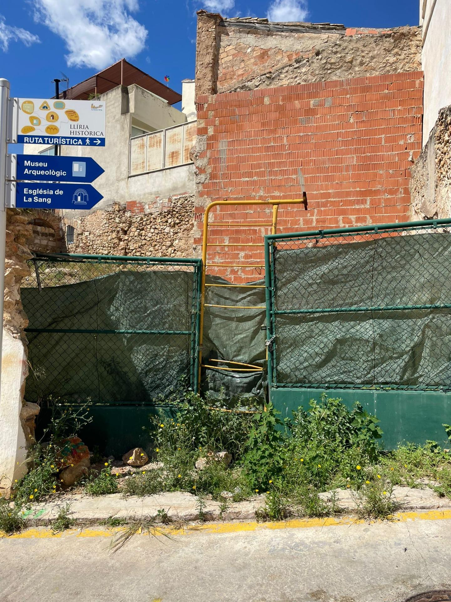 Oportunidad en el Casco Antiguo de Llíria - foto 2