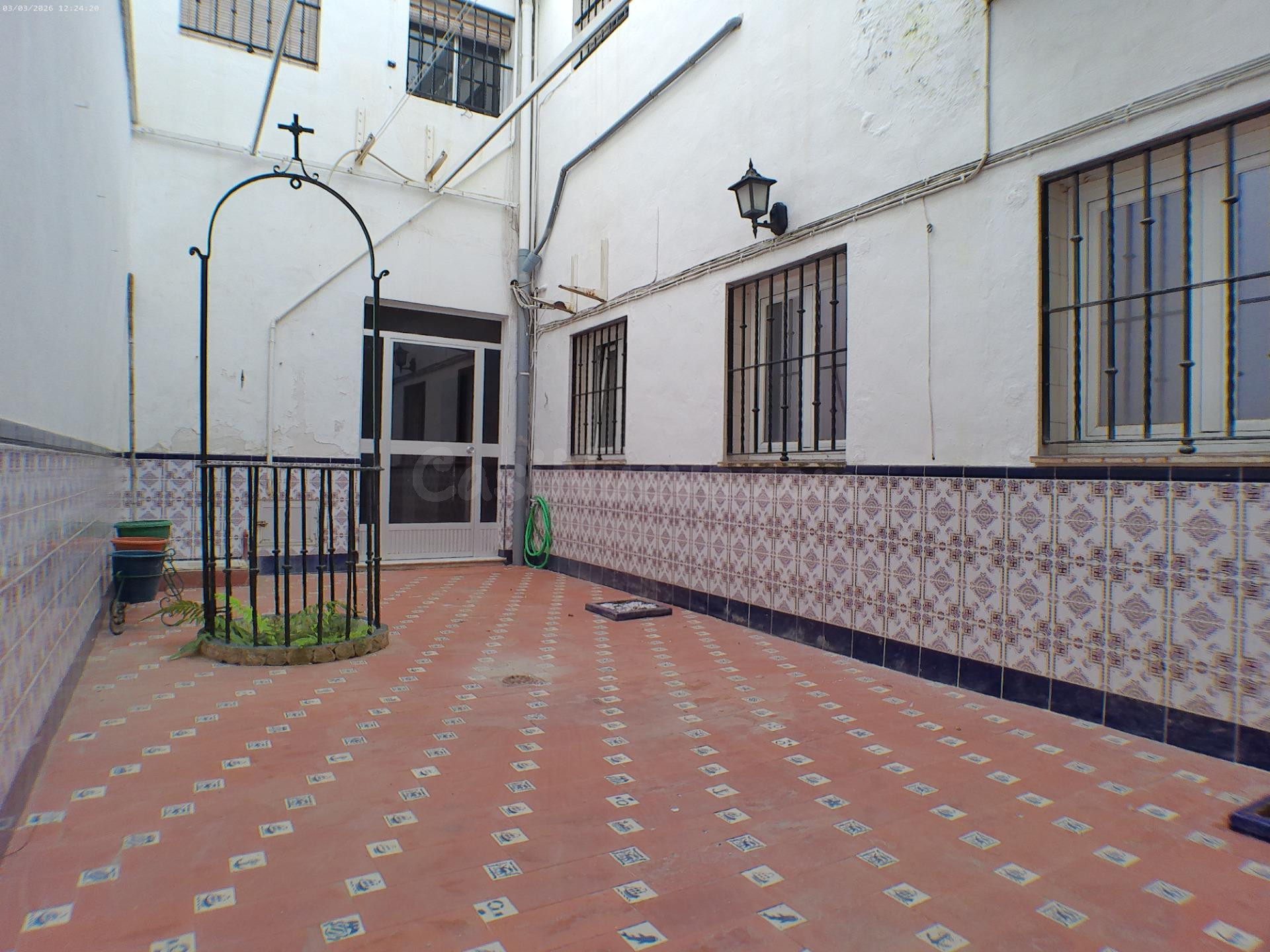 Casa señorial con historia en el centro de Utrera - foto 4