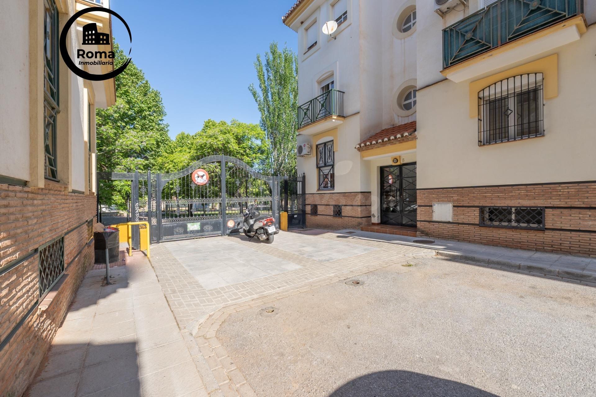 Piso en esquina en Ogijares - foto 2