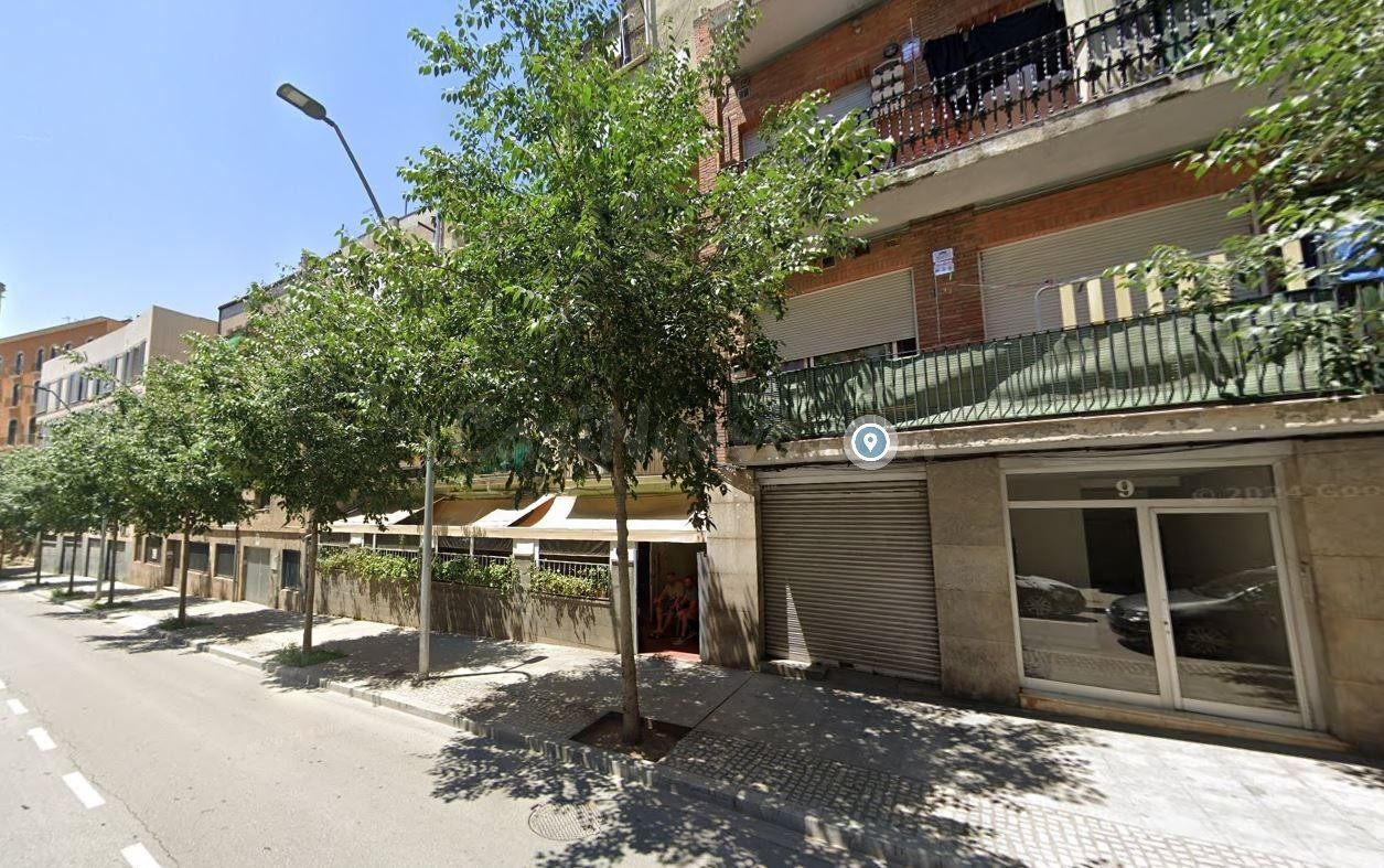 Se vende piso OKUPADA en Calle Sant Ignasi 9 de Manresa (Bar - foto 2