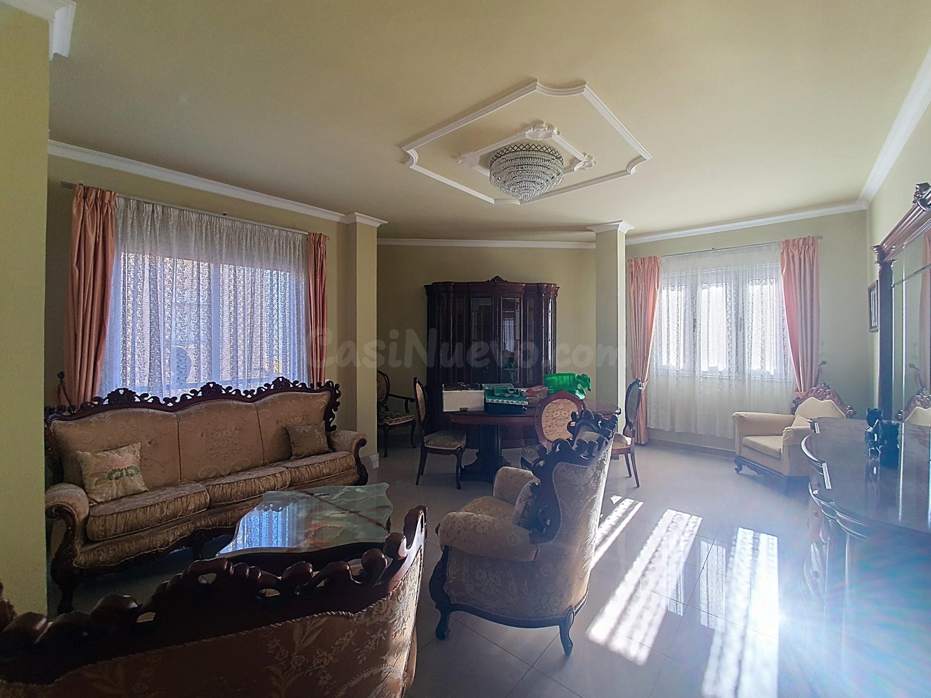 ✨ GRAN VIVIENDA TRES PLANTAS PRIMERA, SEGUNDA y AZOTEA PRIVADA Y ENORME POTENCIAL EN SCHAMANN ✨