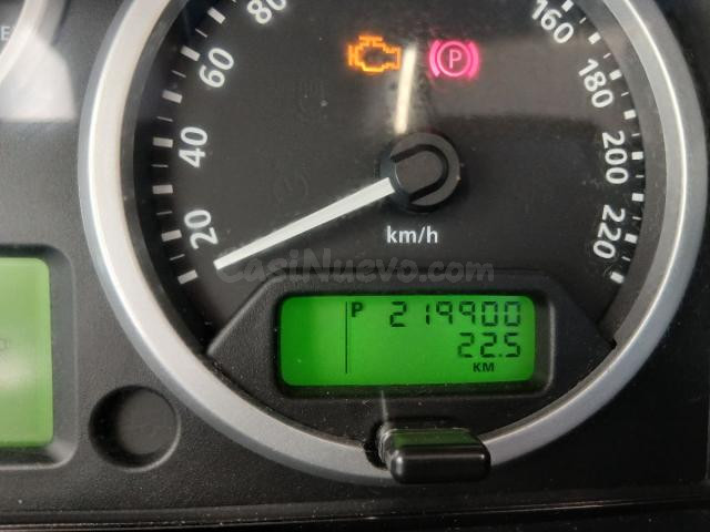 LAND ROVER - Discovery - 3 2.7 TDV6 SE