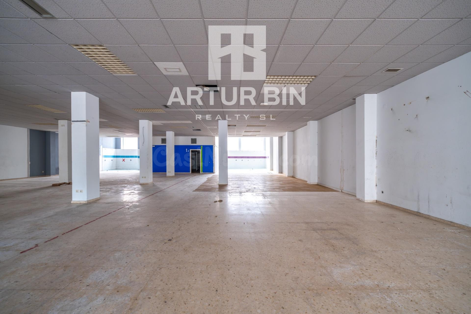 Local comercial 604m² en venta - Costa de valencia - foto 3