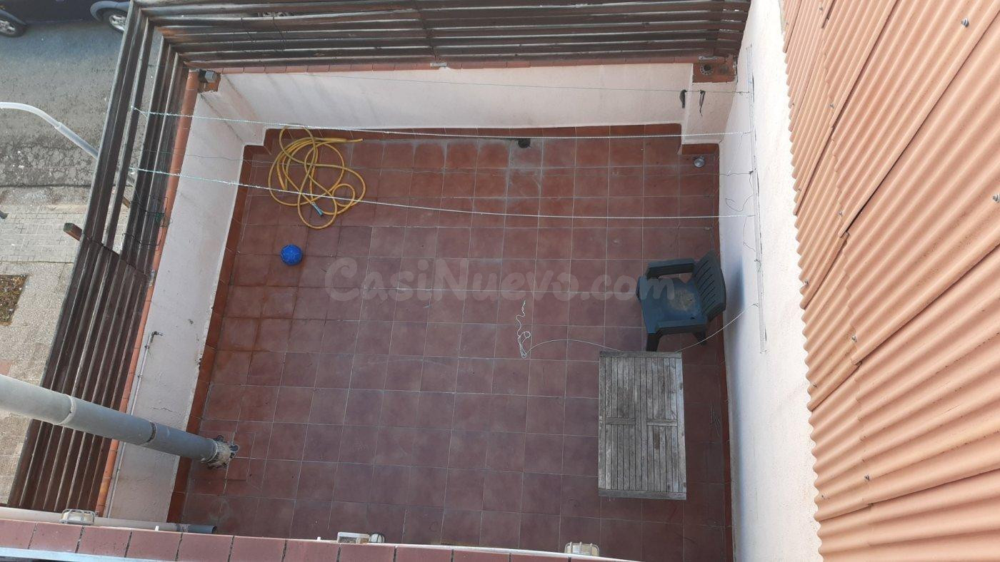 CASA CANTONERA COMPLETAMENTE EXTERIOR Y MUY LUMINOSA !!! - foto 4