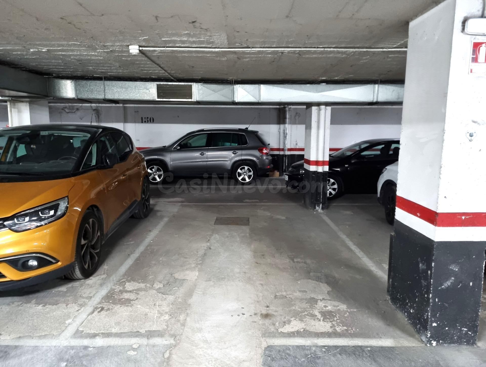 Plaza para coche grande en Acacias - foto 2
