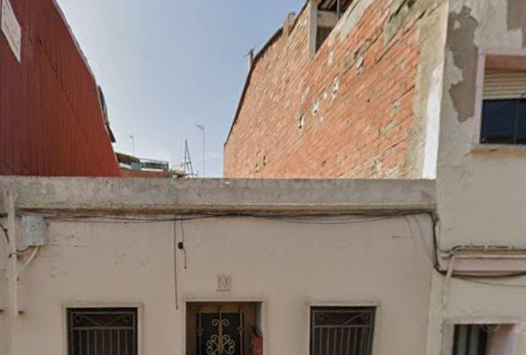 Se vende piso OKUPADO en Calle Florit Nº 53 Sabadell (Barcel - foto 2
