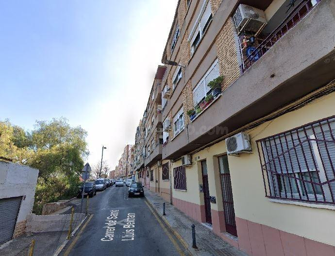 Se vende almacén OKUPADO en Calle SANT LLUIS BERTRAN Nº 53 T - foto 2