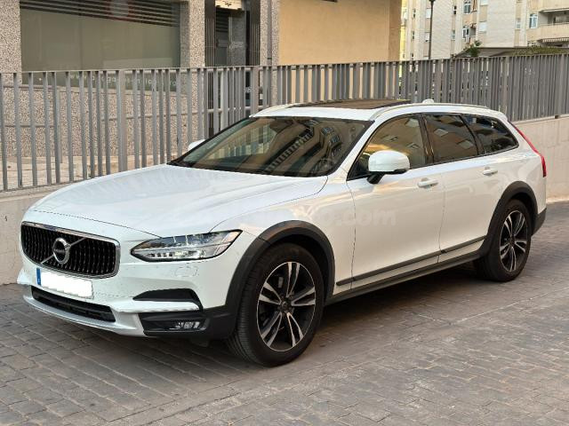 VOLVO - V90 Cross Country AWD D4 AUT.