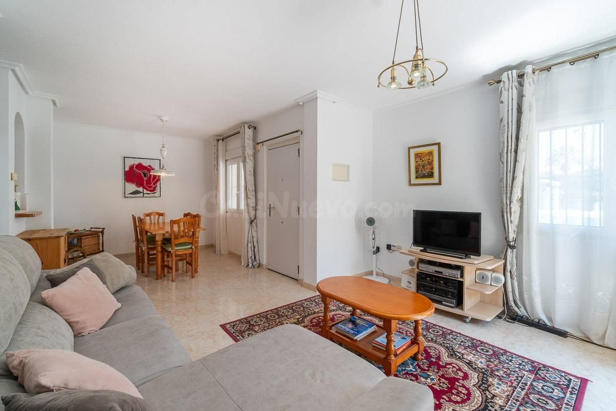 Chalet 2 habitaciones 97m² en venta - La Zenia - foto 2