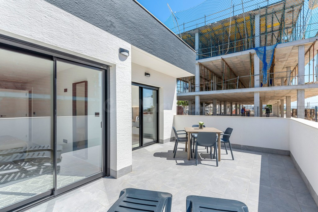 Apartamentos en Venta en Guardamar del Segura, Costa Blanca - foto 4