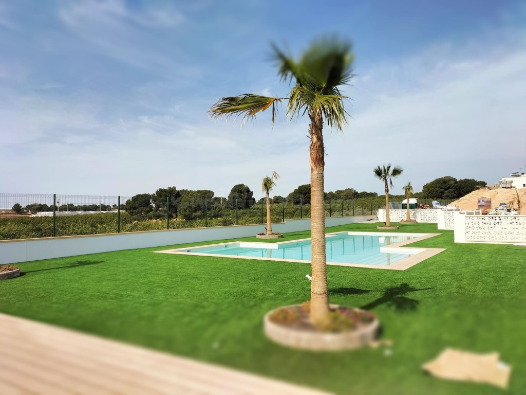 Chalet de lujo en venta en Pilar de la Horadada, Alicante - foto 3