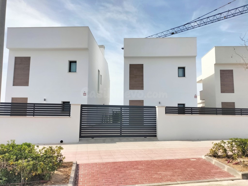 Chalet de lujo en venta en Pilar de la Horadada, Alicante - foto 5