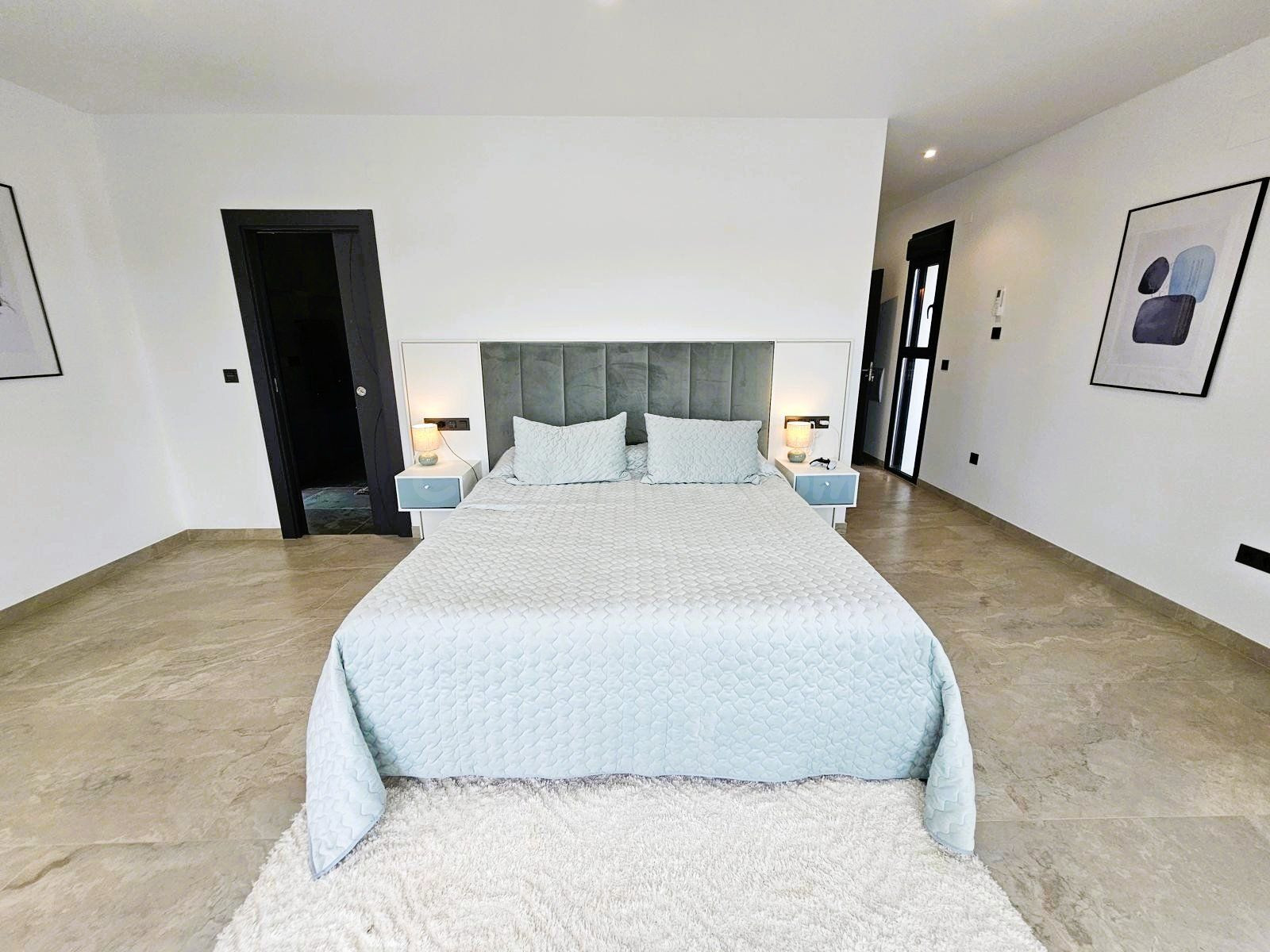 Casa de campo 4 habitaciones 213m² en venta - Ciudad Quesada - foto 2