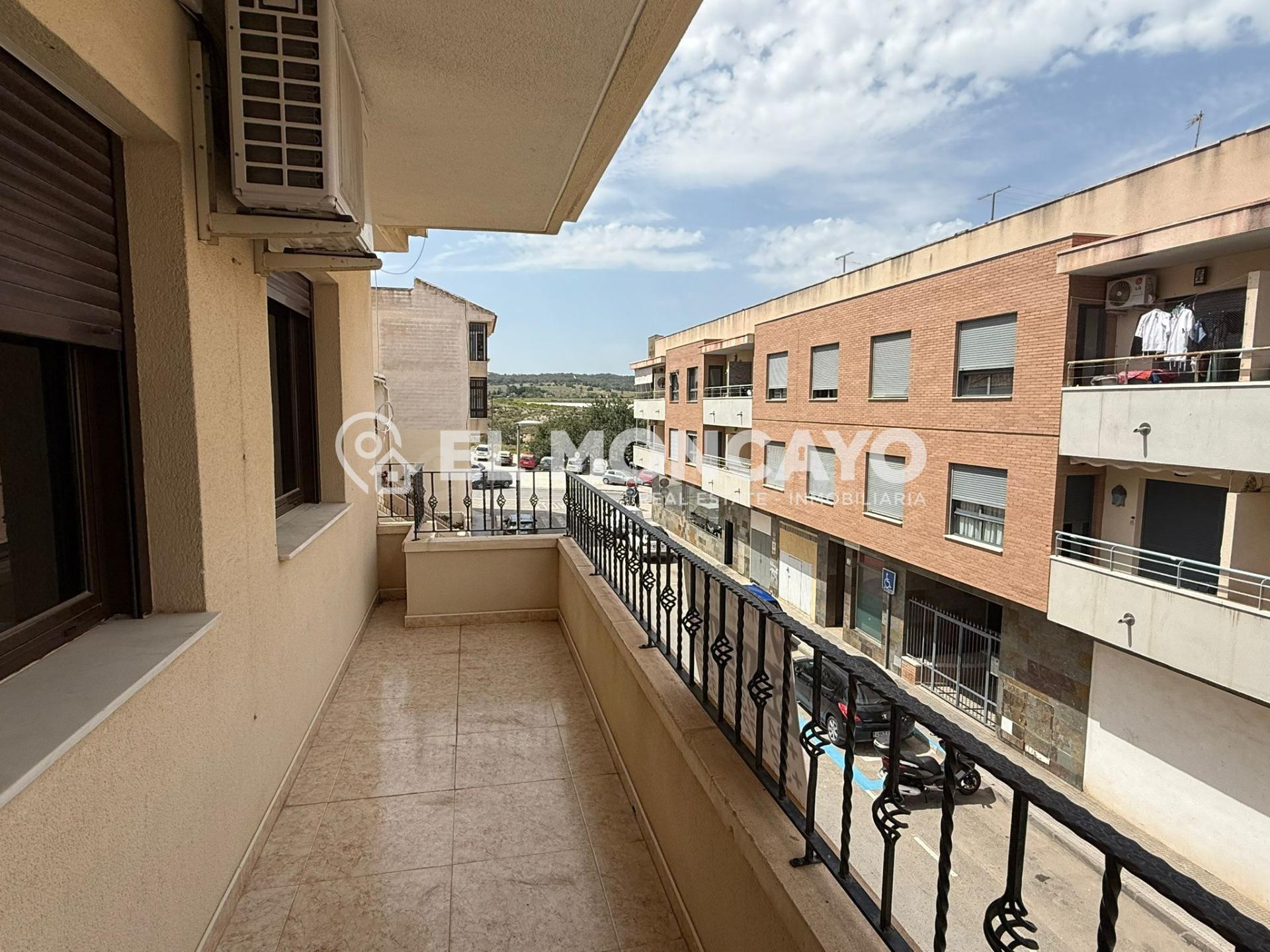 Fantástico apartamento de tres dormitorios en San Miguel de  - foto 2