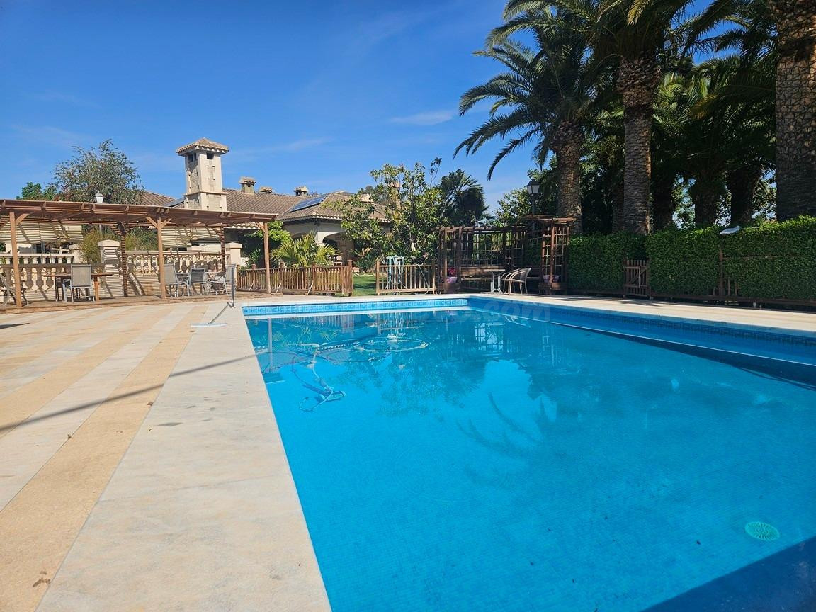 Villa de Lujo en Novelda - foto 2