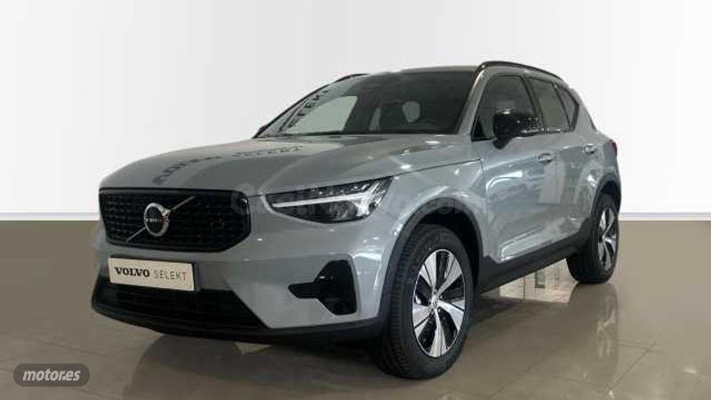 Volvo XC40 Nuevos 2023 en Sabadell - Precio 40.900 EUR