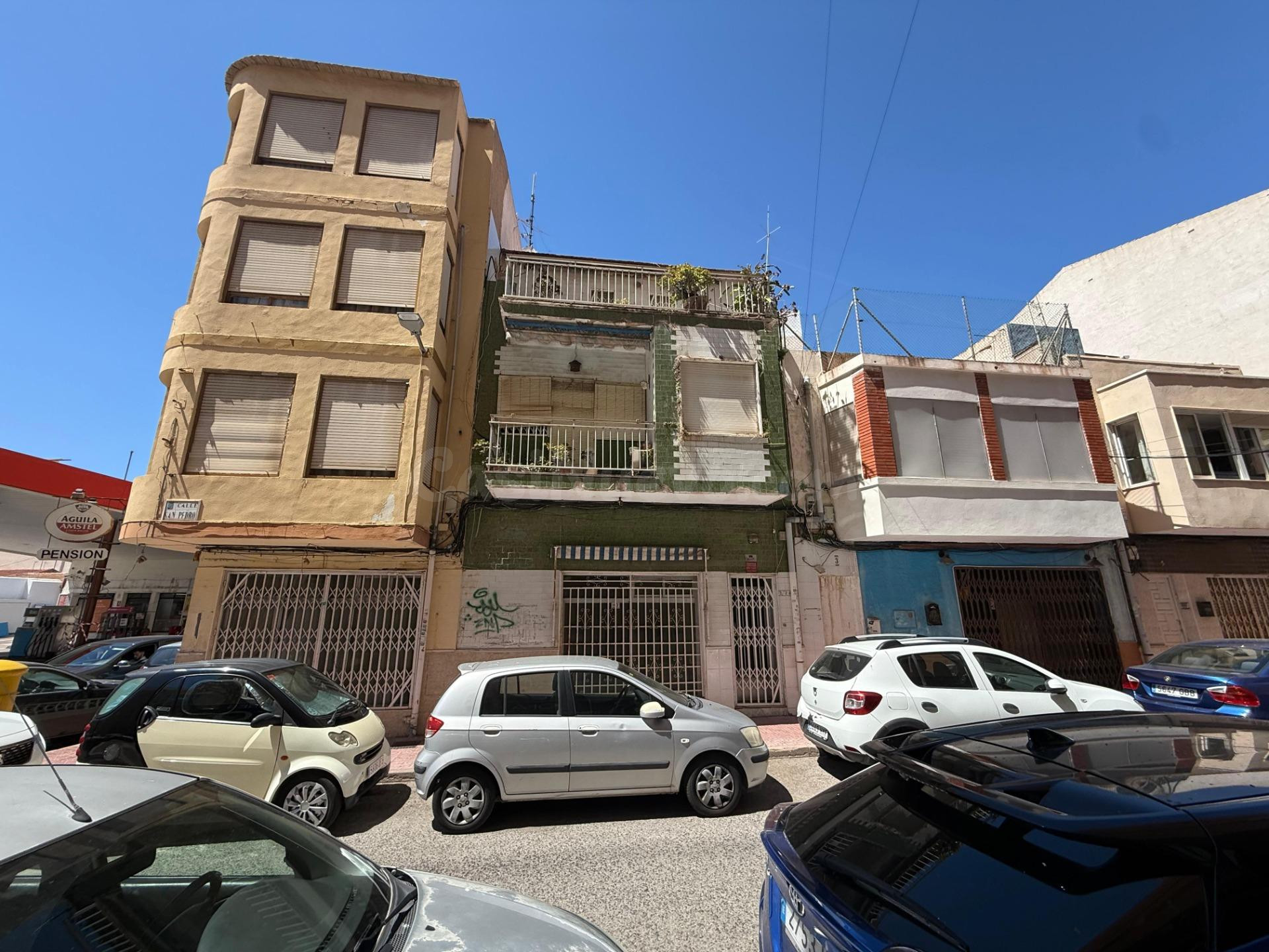 OPORTUNIDAD DE INVERSIÓN ESTRATÉGICA EN TORREVIEJA: ACTIVO E - foto 2