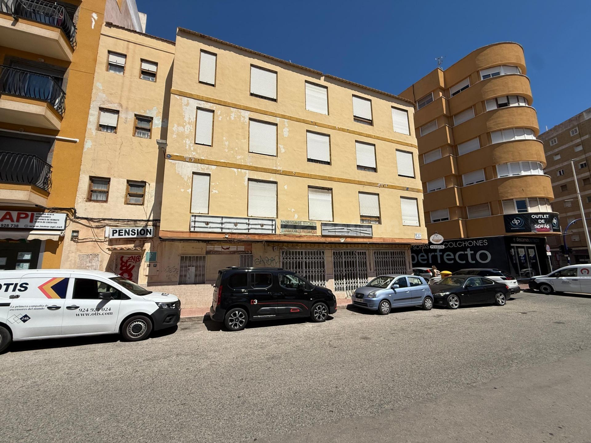 OPORTUNIDAD DE INVERSIÓN ESTRATÉGICA EN TORREVIEJA: ACTIVO E - foto 5