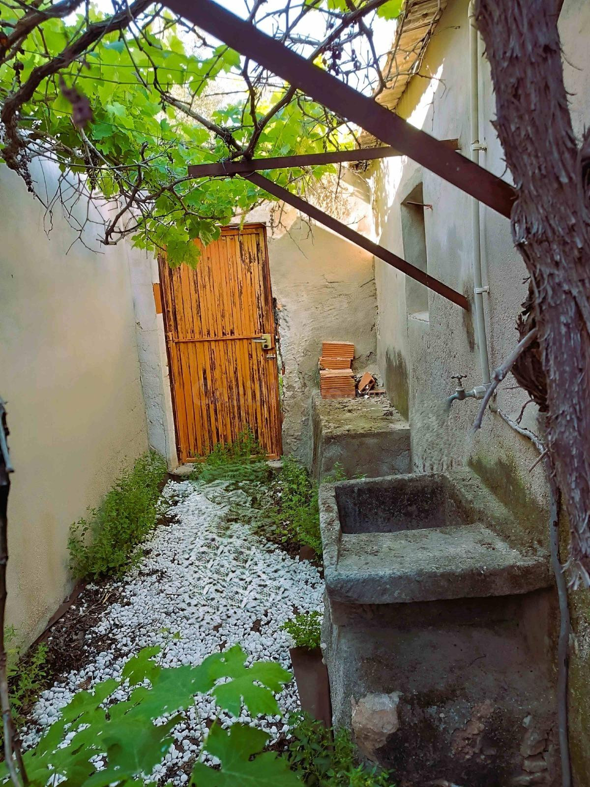 Casa Rústica con Parcela en el Hondón de las Nieves