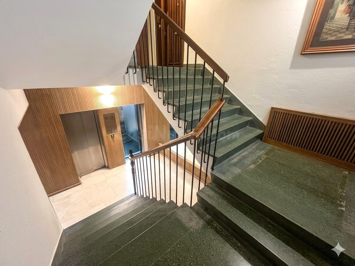 Exclusiva oficina exterior de 352m2 con garaje y trastero en - foto 5