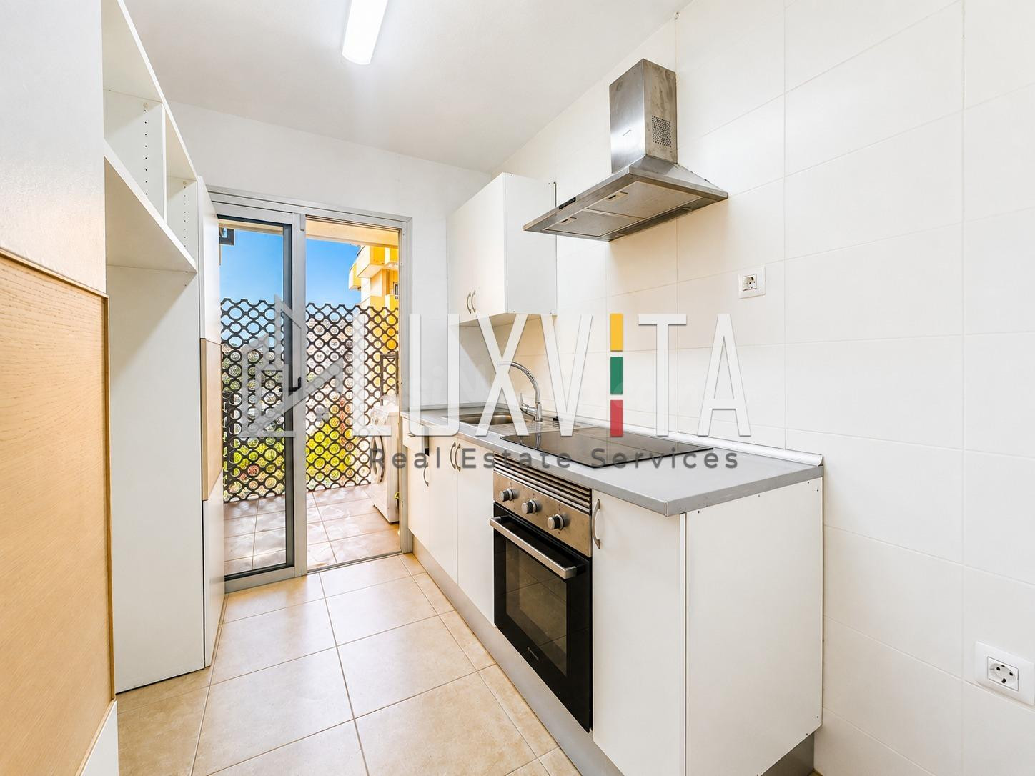 Exclusiva vivienda de 3 habitaciones y 2 baños en una de las - foto 3