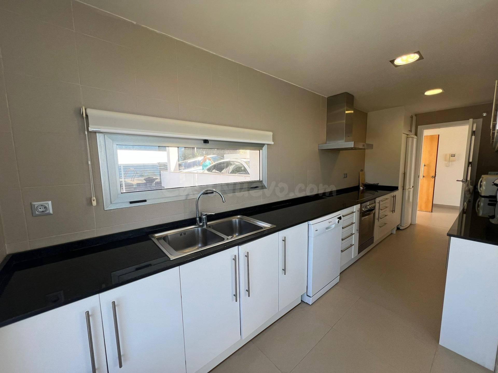 SE VENDE PRECIOSA CASA CON MAGNIFICAS VISTAS AL MAR EN ALTE  - foto 5