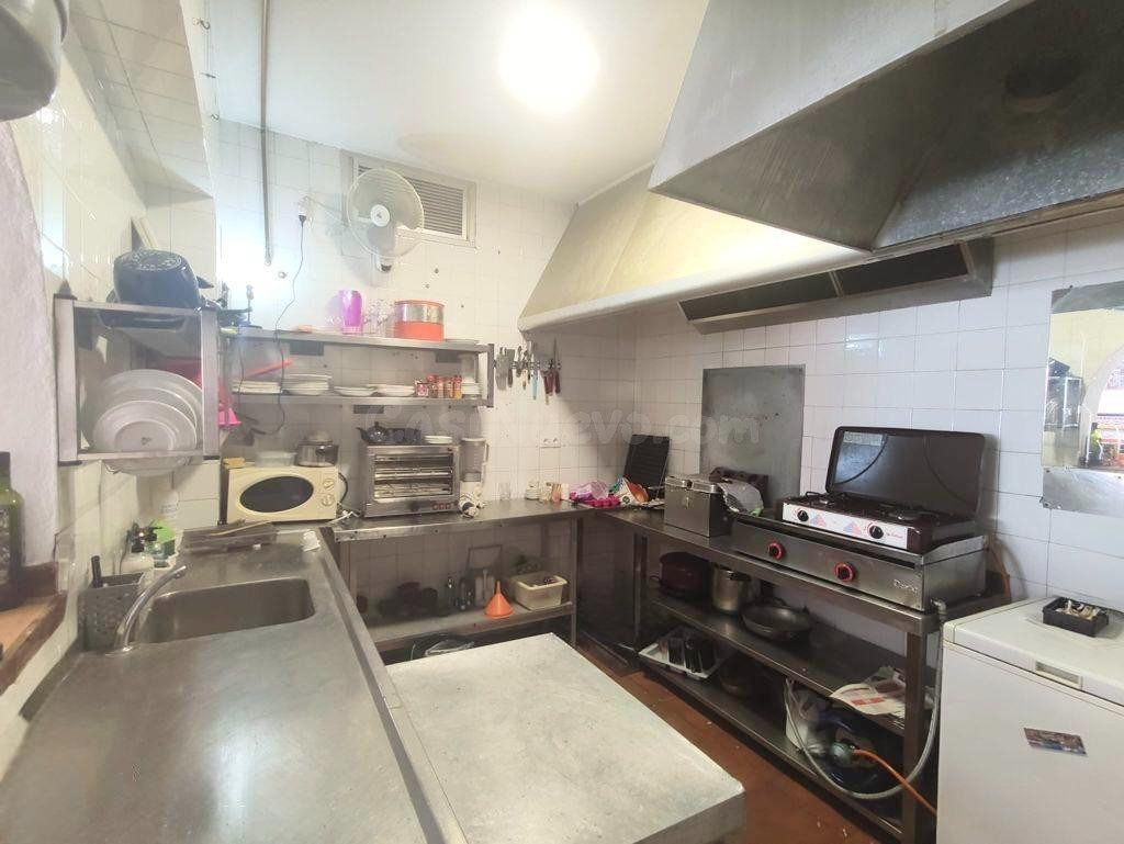 Excelente oportunidad de inversión – Bar/Restaurante en plen - foto 2