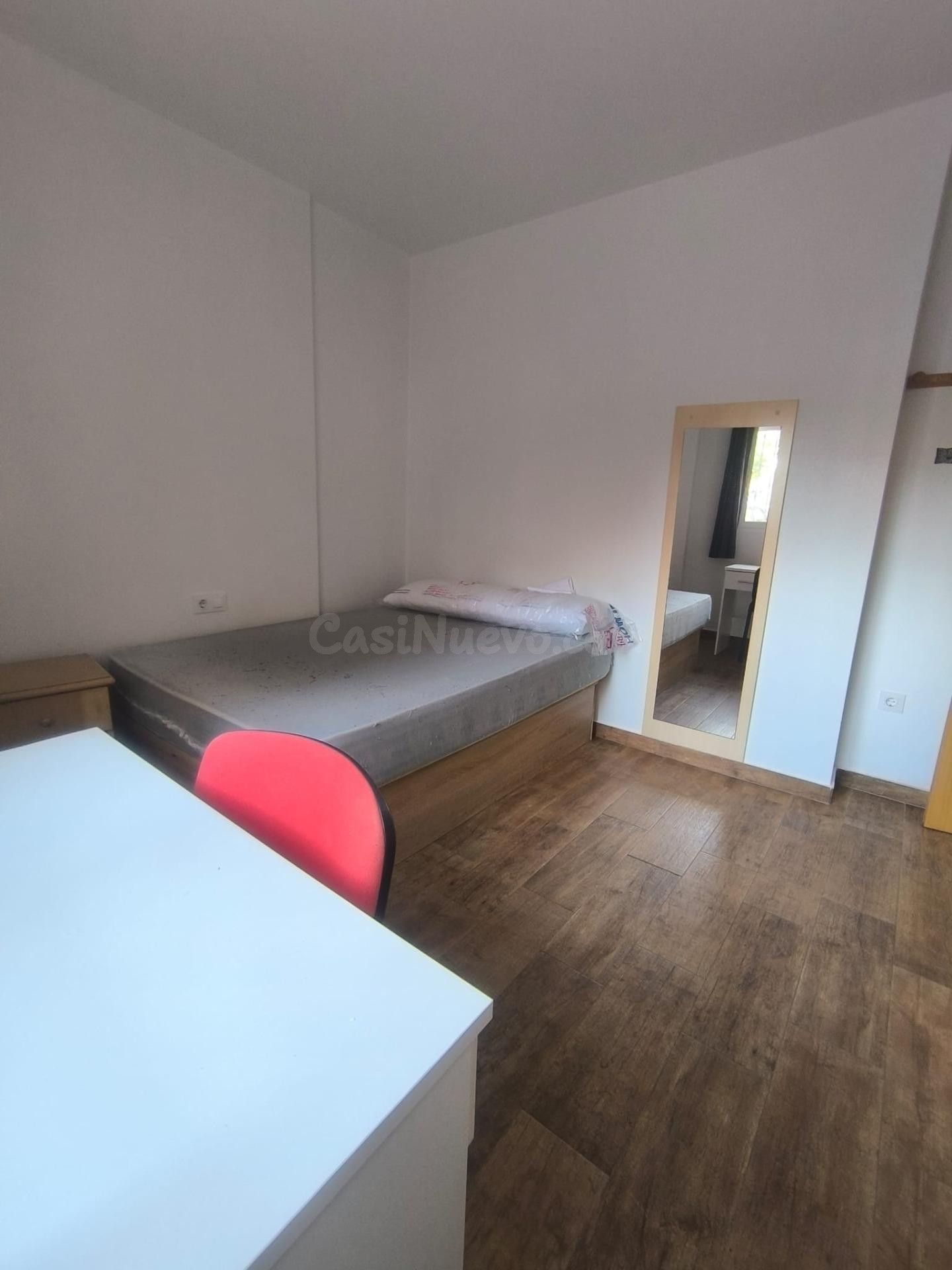 SE ALQUILA CASA DE 5 habitación PARA ESTUDIANTES UCAM - foto 4