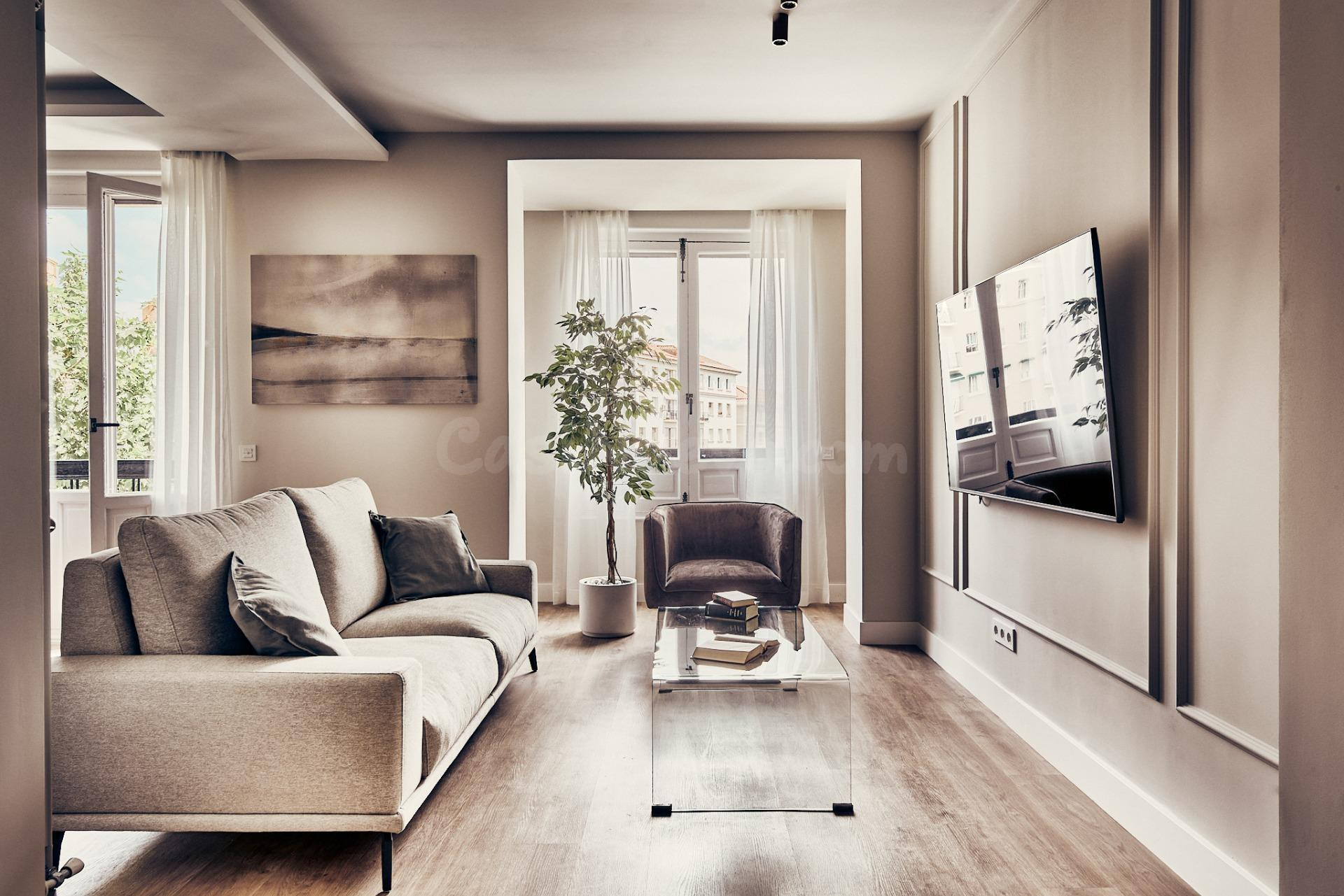 Vivienda ubicada en el Distrito Salamanca, zona Lista. - foto 3