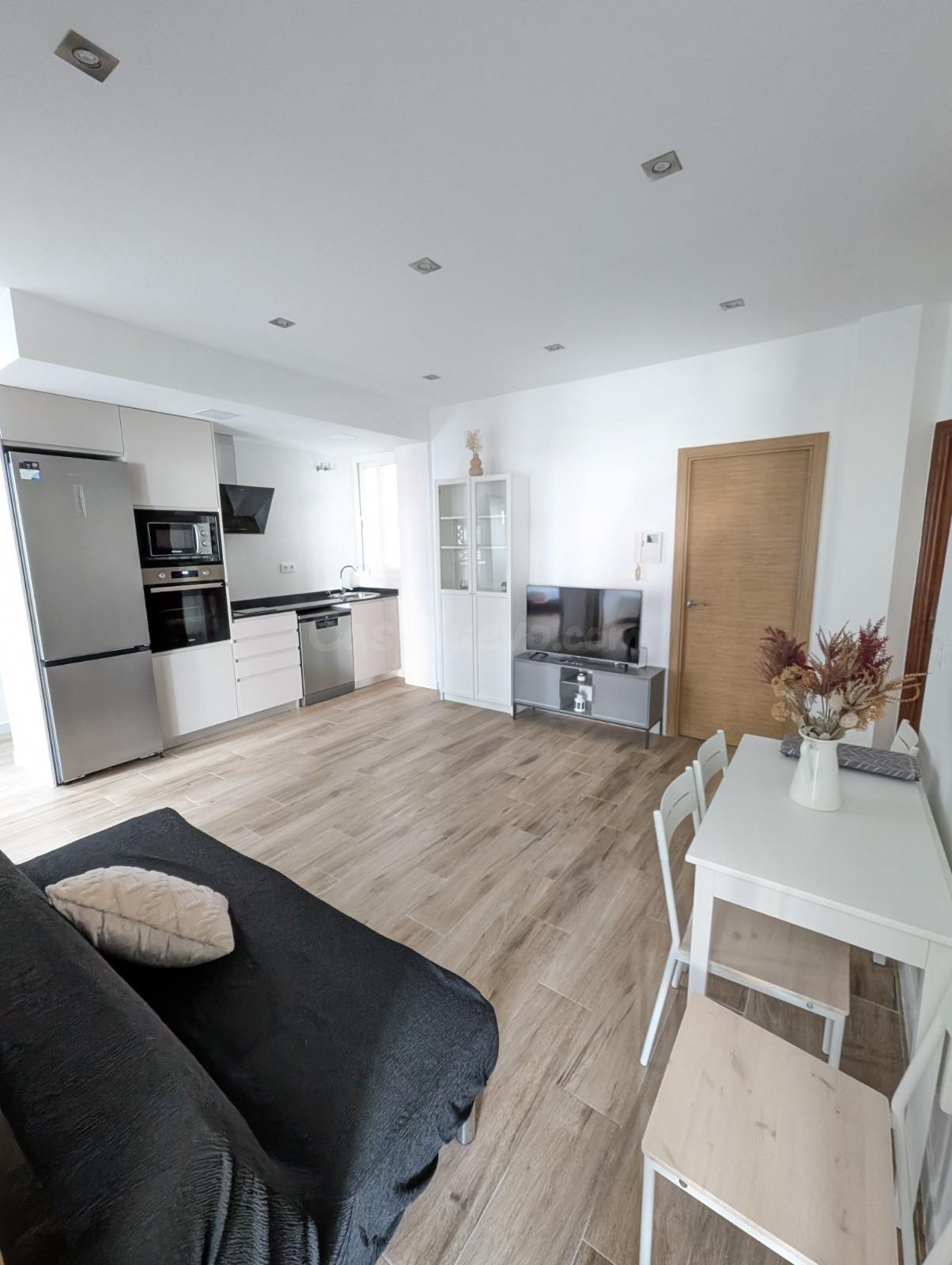 Piso 4 habitaciones 95m² en alquiler - La Petxina - foto 3