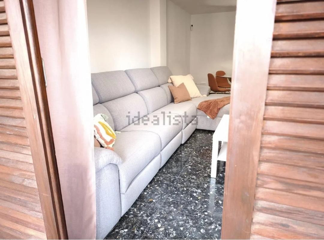 Piso 4 habitaciones 150m² en alquiler - Arrancapins - foto 2