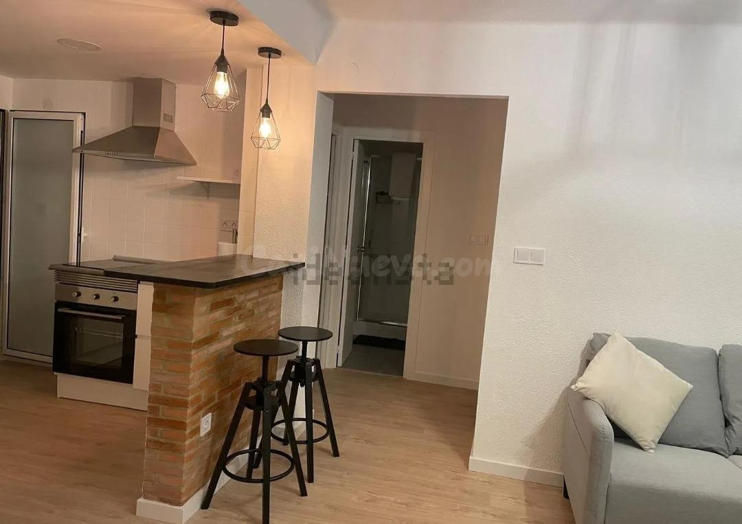 Piso 3 habitaciones 72m² en alquiler - Playa de la Malvarros - foto 4