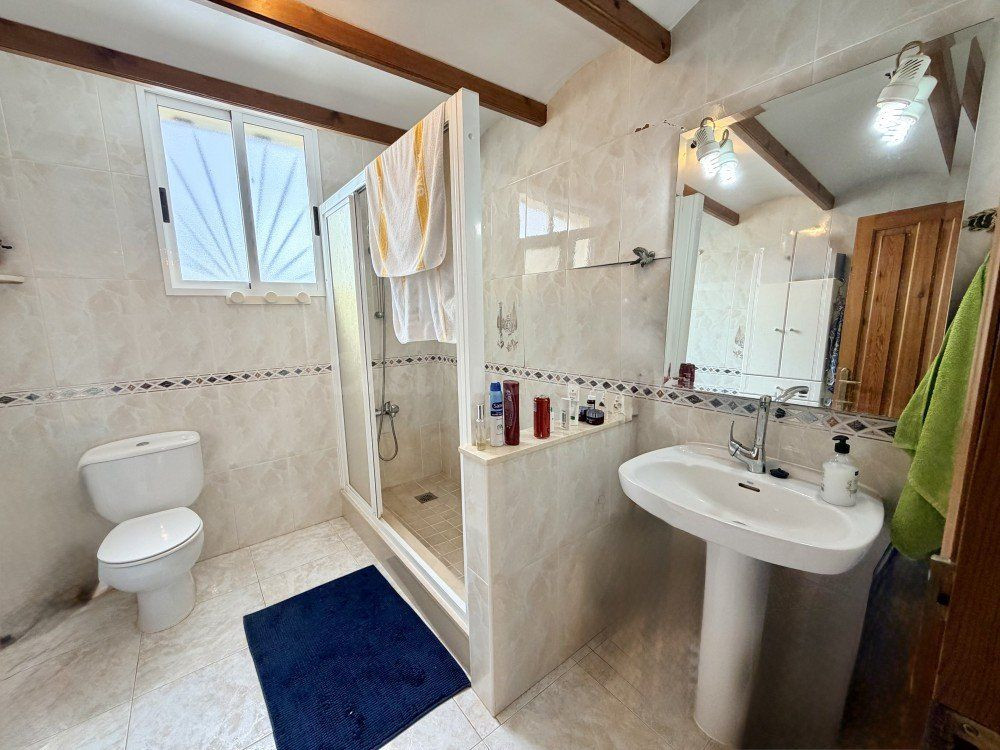 Villa 4 habitaciones 241m² en venta - Centro de la Ciudad Qu - foto 3