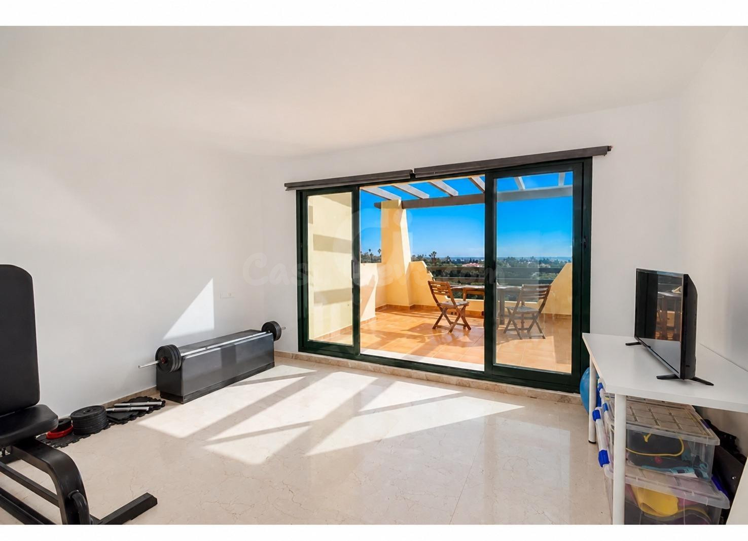 Ático Dúplex Exclusivo con Vistas Panorámicas al Mediterráne - foto 5