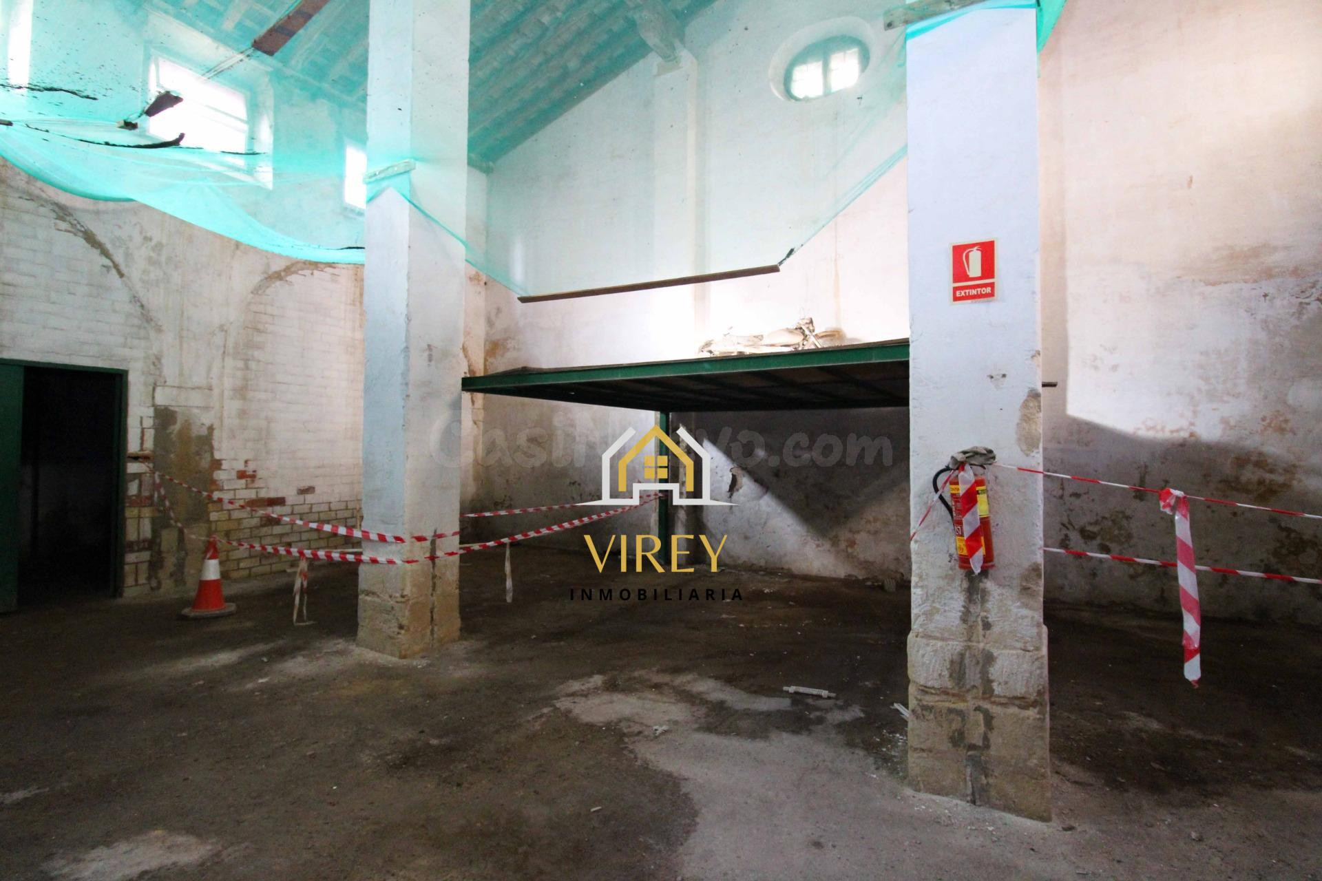 SE VENDE EDIFICIO EN EL CENTRO HISTORICO DE EL PUERTO DE SAN - foto 4