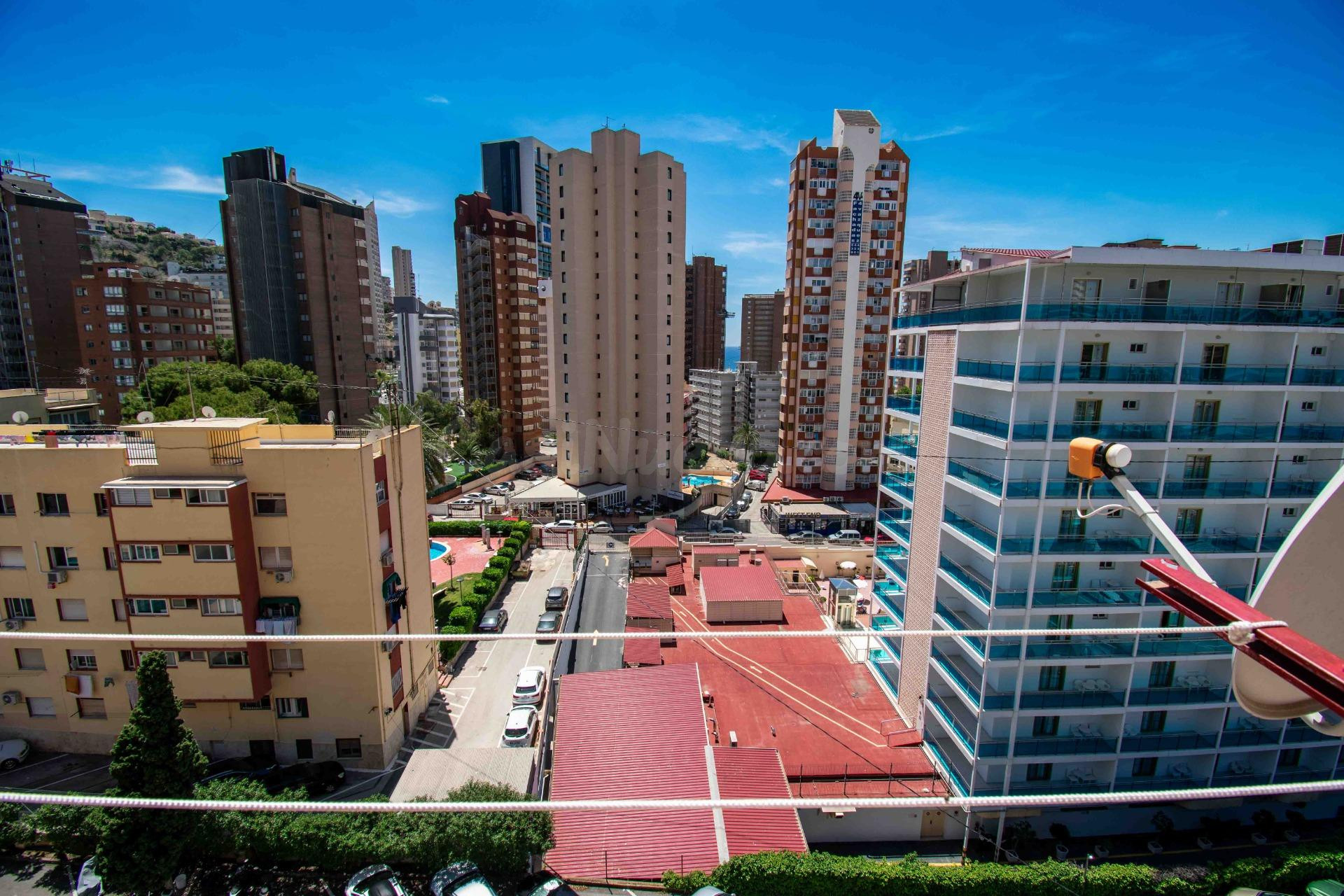 Apartamento de 1 dormitorio con parking y piscina a 400m de  - foto 4