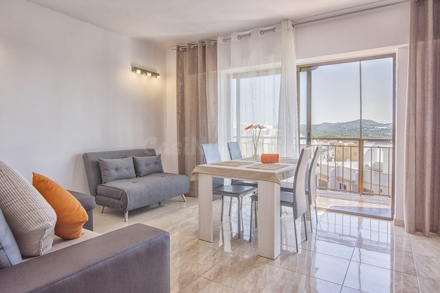 SE VENDE Moderno Apartamento Reformado en Calpe con Vistas a - foto 3