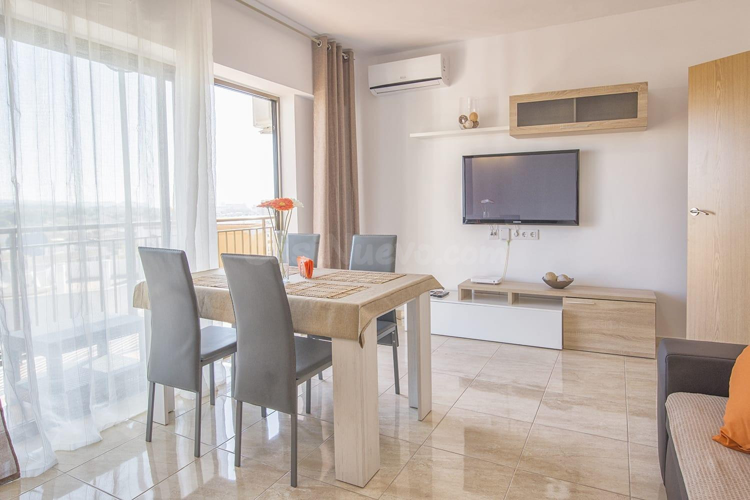 SE VENDE Moderno Apartamento Reformado en Calpe con Vistas a - foto 5