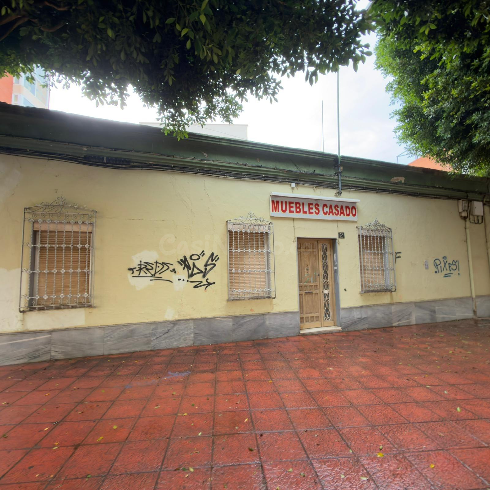 OPORTUNIDAD PARA PROMOTOR – DOS PROPIEDADES COLINDANTES EN ALMERÍA CAPITAL - foto 3