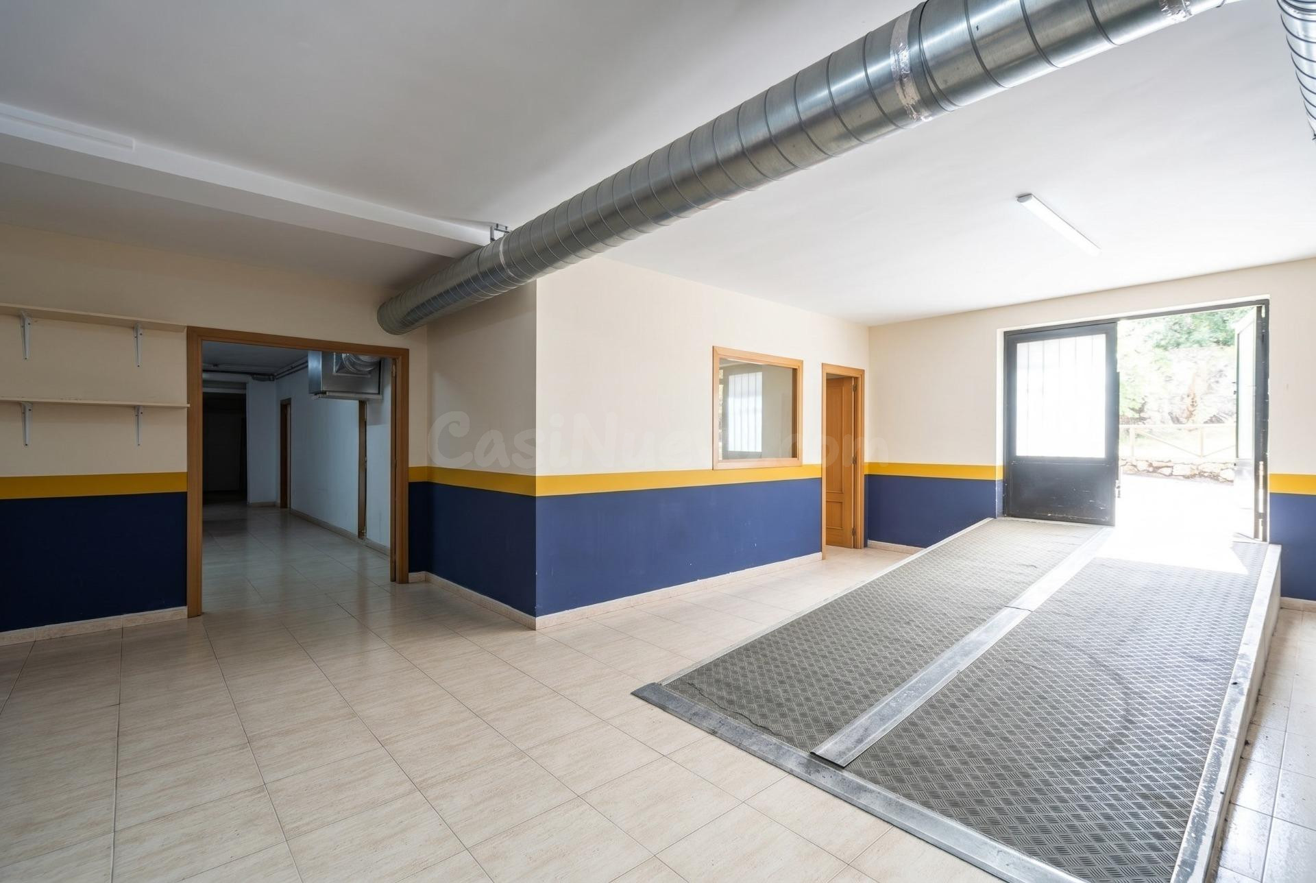 ESPECTACULAR LOCAL COMERCIAL DE 250 M2 EN PLENO CENTRO DE TO - foto 5