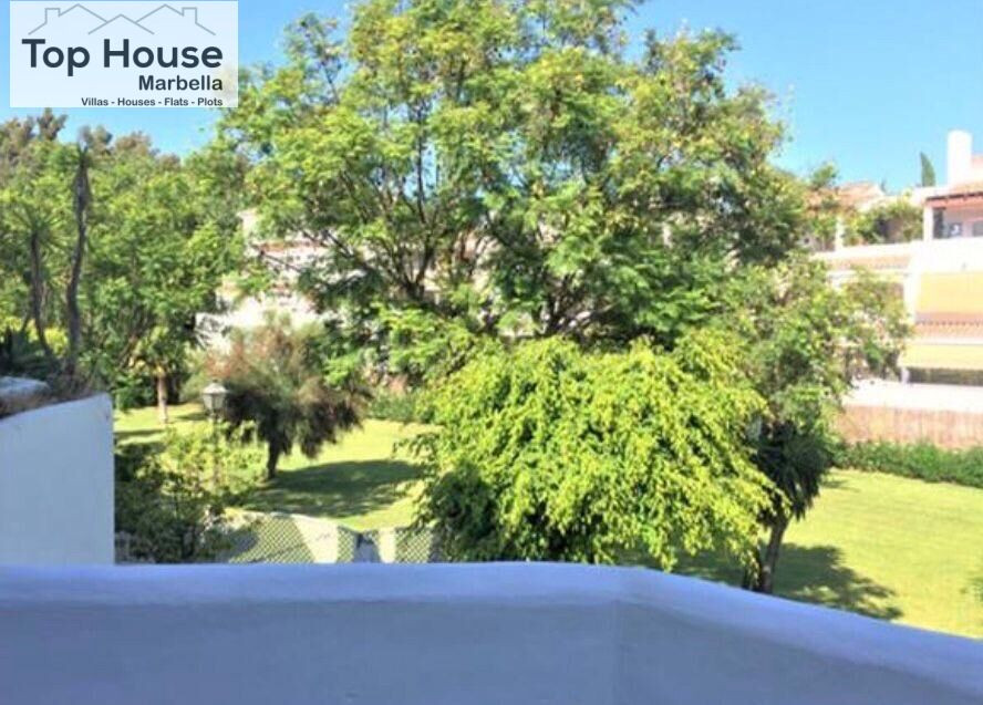 FANTÁSTICO PISO EN UNA EXCLUSIVA URBANIZACIÓN PRIVADA CON PI - foto 5