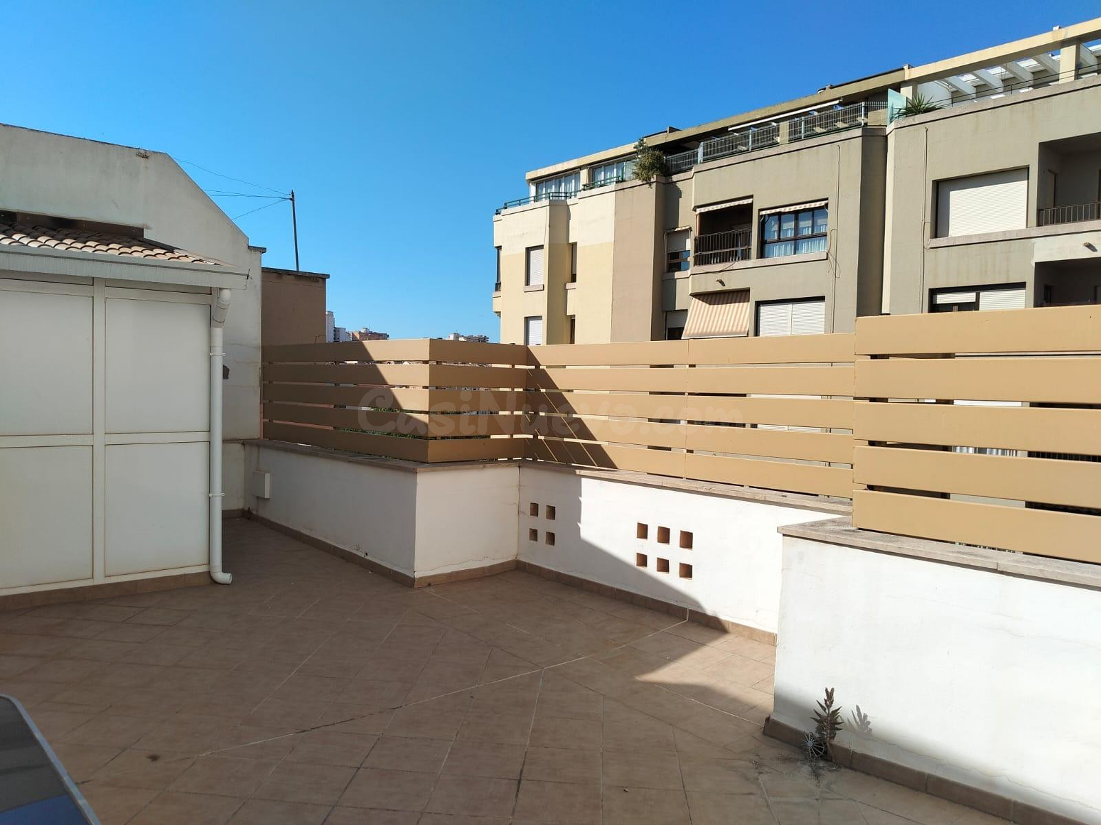 Amplio piso con apartamento independiente y parking en Son A - foto 3
