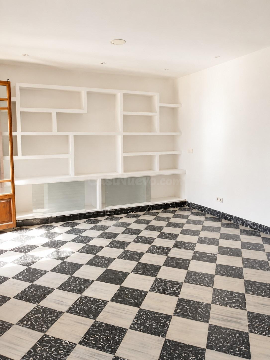 Amplio piso con apartamento independiente y parking en Son A - foto 4