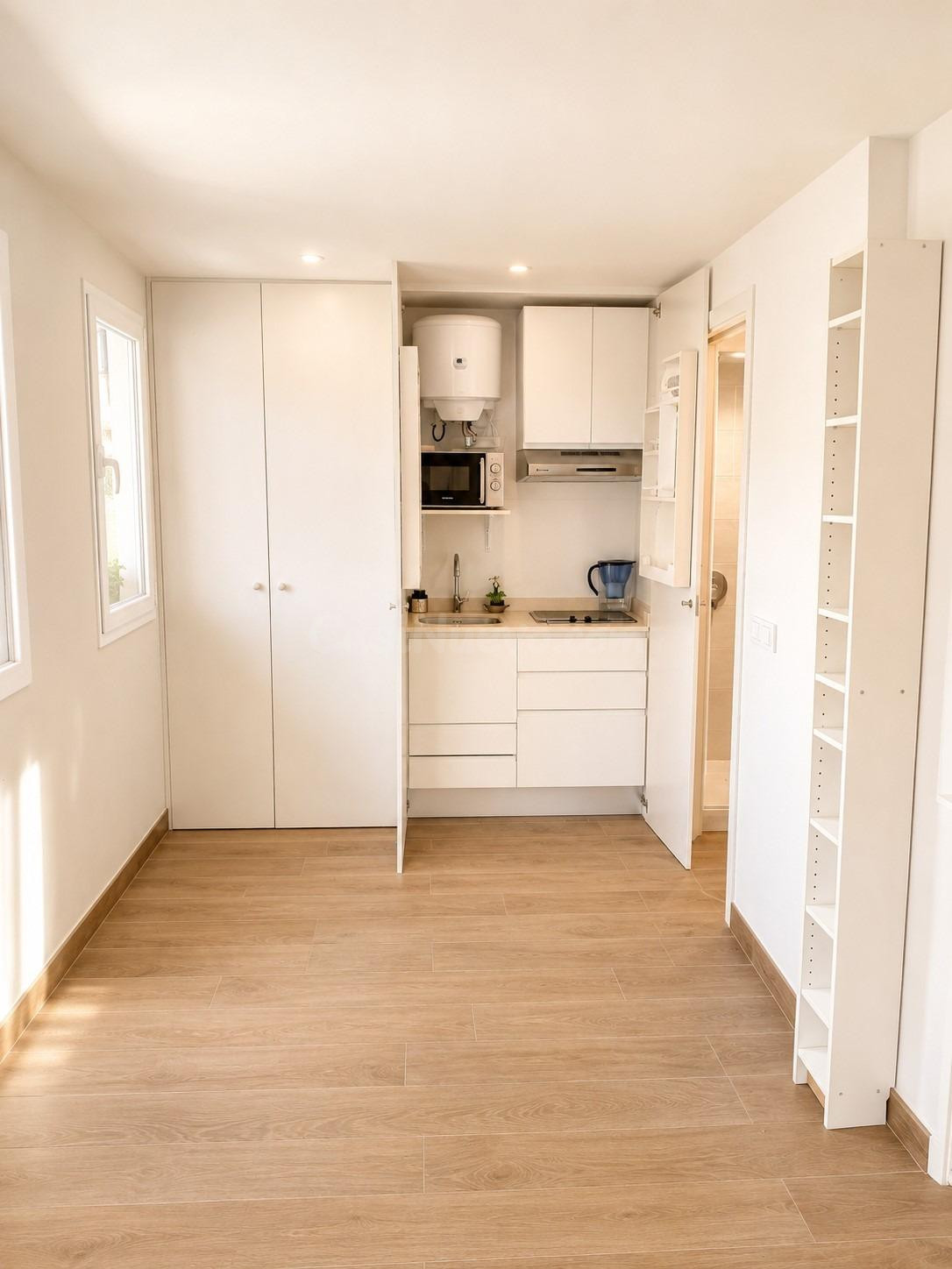 Amplio piso con apartamento independiente y parking en Son A - foto 5
