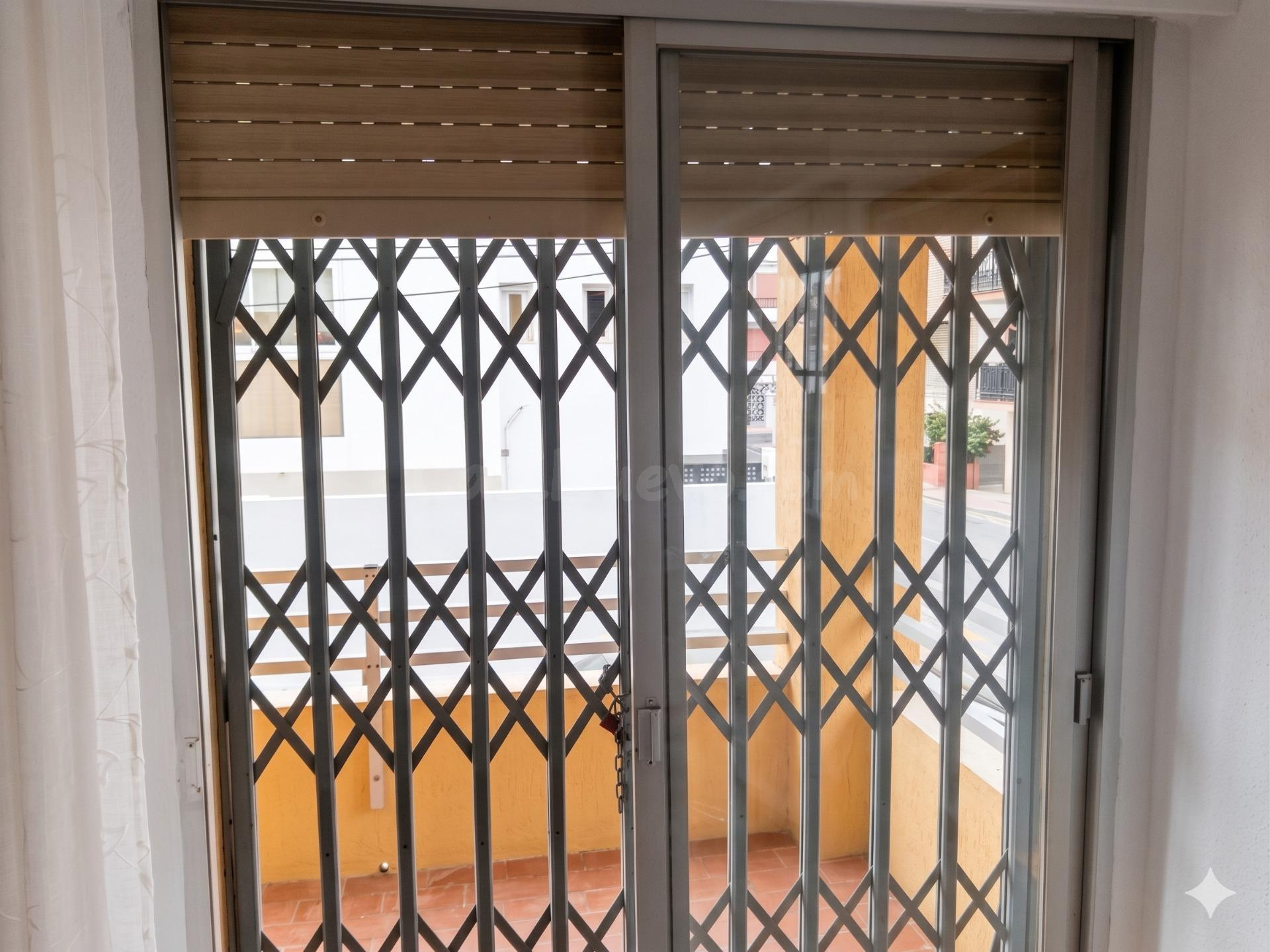 Exclusivo Piso en Venta en Almuñécar: Ubicación Inmejorable  - foto 4