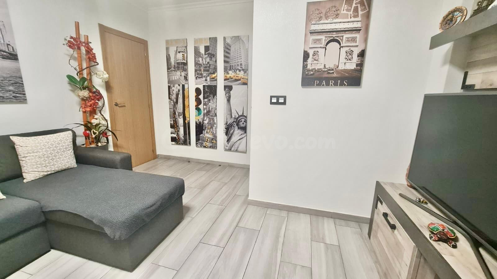 Magnifico adosado en Venta en Elche - foto 4