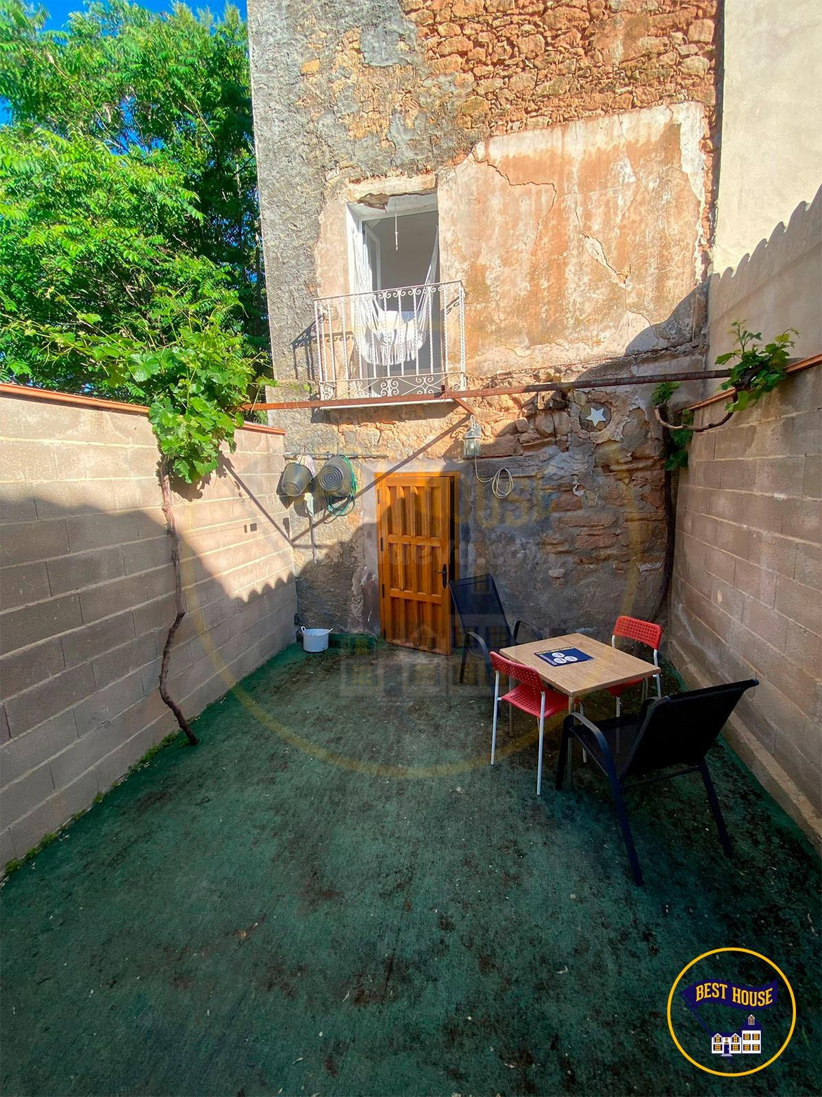 SE VENDE CASA CON PATIO EN VILLAR DEL INFANTADO - foto 5