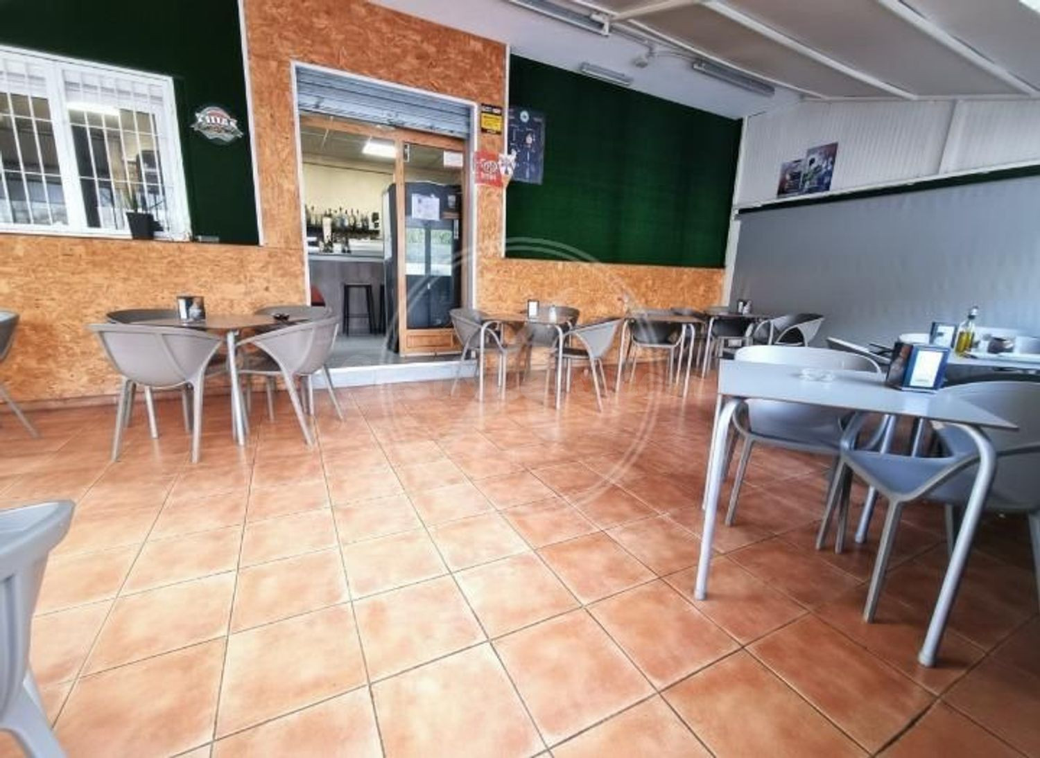 Local comercial 2 habitaciones 96m² en venta - Ciudad Elegid - foto 4