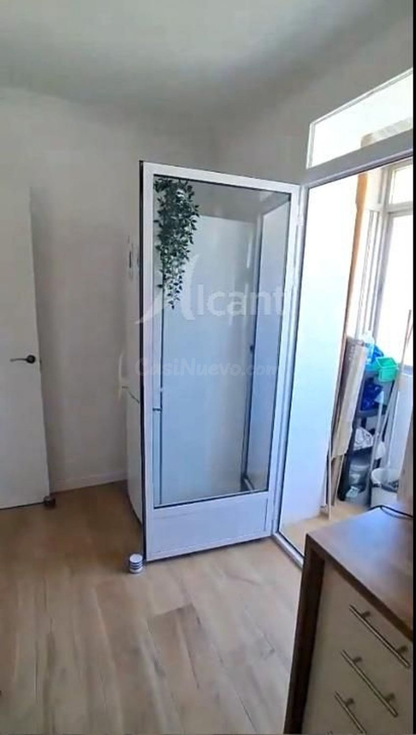 HABITACIÓN PRIVADA EN LOS ANGELES (ALICANTE) – ¡LISTA PARA ENTRAR A VIVIR! - foto 5